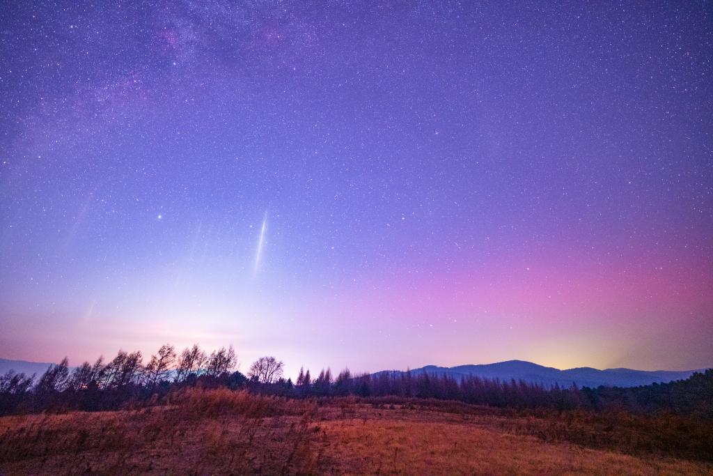 一大波美圖來了，他們在我國北方多地拍到了極光！