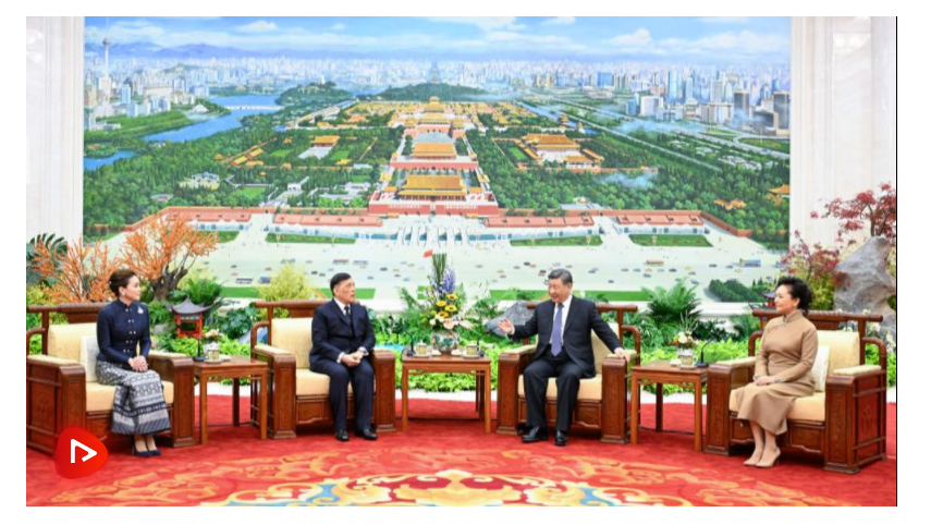 習(xí)近平會見泰國國王哇集拉隆功