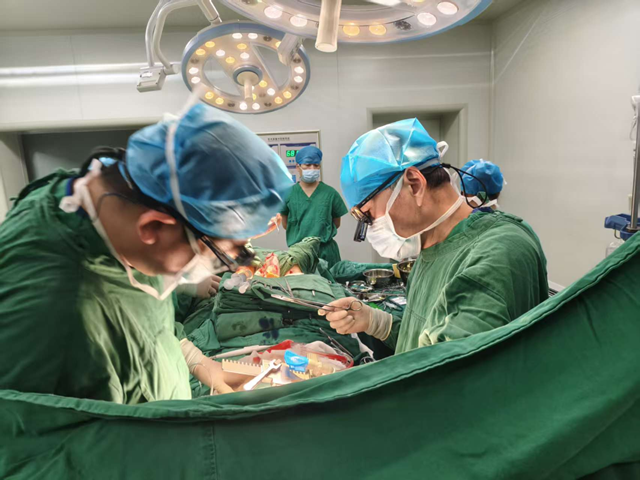 心路重開(kāi)，生命不息——駐馬店市中醫(yī)院心胸外科成功開(kāi)展非體外循環(huán)下冠狀動(dòng)脈旁路移植術(shù)