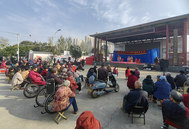 戲曲進(jìn)社區(qū) 惠民暖人心