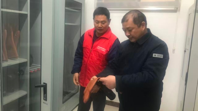 國(guó)網(wǎng)正陽(yáng)縣供電公司:檢查安全工器具 筑牢度冬安全生產(chǎn)防線