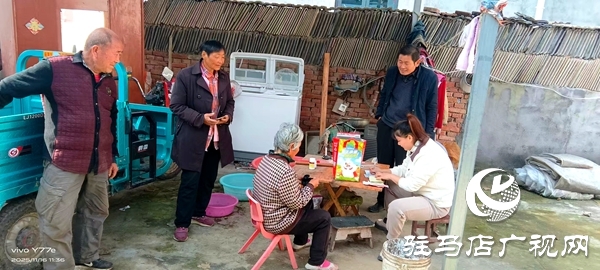 平輿縣廟灣鎮(zhèn)：暖心服務(wù)送上門 醫(yī)保繳費(fèi)“零距離”