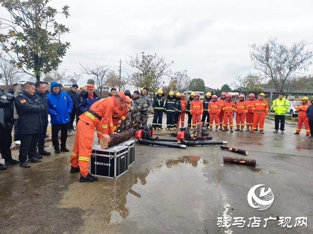 國(guó)家消防救援局河南機(jī)動(dòng)隊(duì)伍到泌陽(yáng)縣開(kāi)展“送教下基層”活動(dòng)