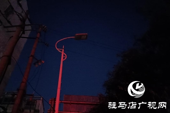 路面坑洼 路燈不亮！駿馬路出行安全隱患盼消除