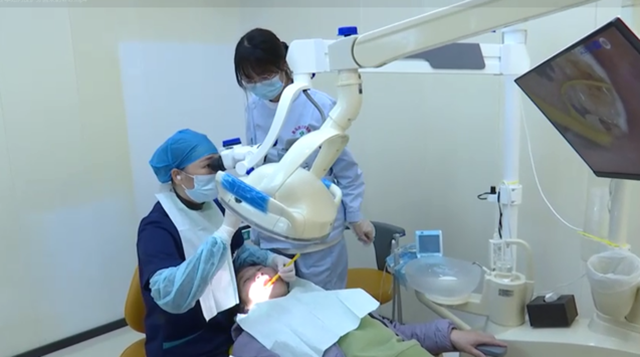 牙科專家支招科學(xué)護(hù)齒 預(yù)防牙病從日常做起