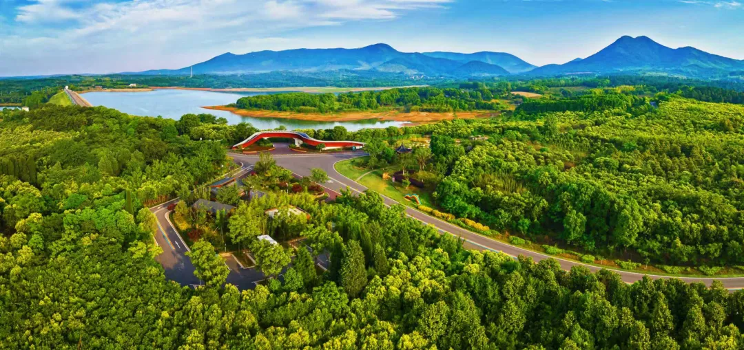 旅游風景道：最美風景在路上