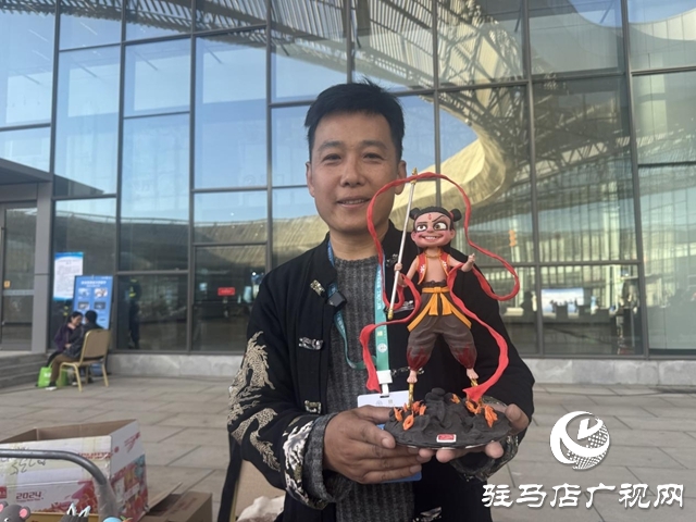 指尖非遺綻放農(nóng)加會(huì) 駐馬店面塑傳承人張新芳作品引關(guān)注