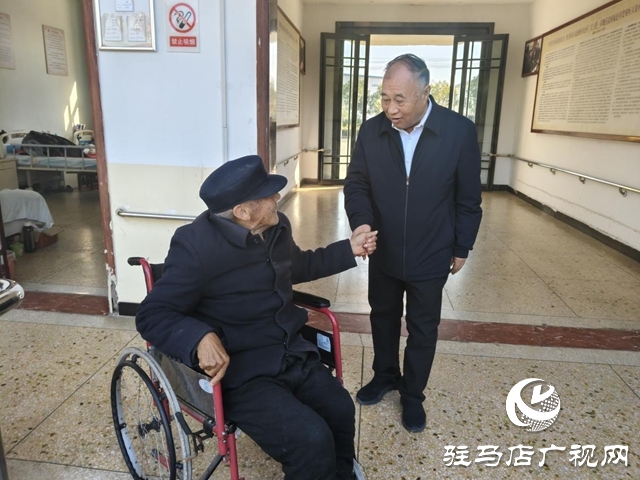 中國(guó)殘聯(lián)副主席張銀良在國(guó)際殘疾人日深入基層走訪慰問