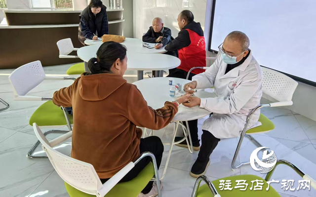 驛城區(qū)老街街道:便民服務(wù)送健康 社區(qū)關(guān)愛暖鄰里