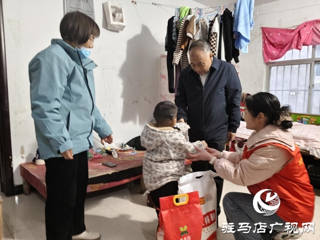 中國(guó)殘聯(lián)副主席張銀良在國(guó)際殘疾人日深入基層走訪慰問