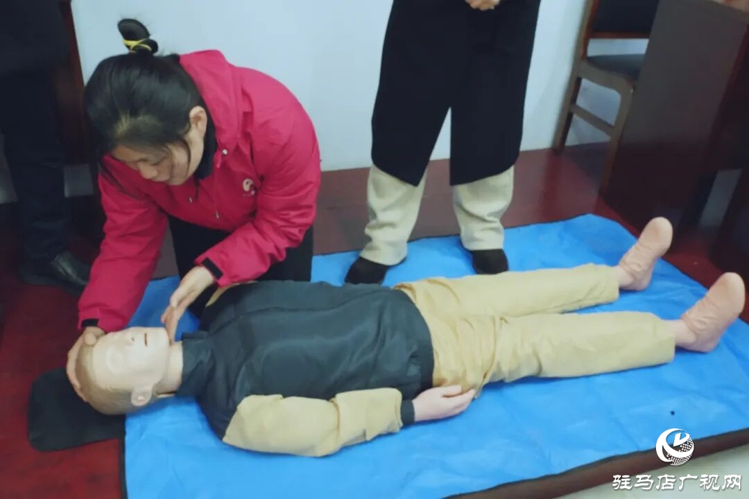 正陽縣：“心系特教，情暖童心”冬季送溫暖活動(dòng)舉行