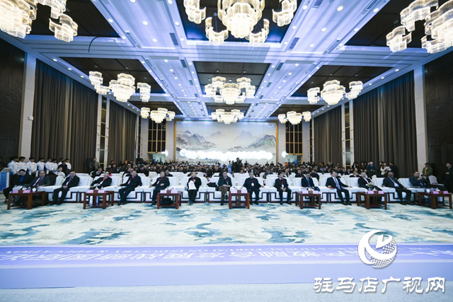 第十二屆產(chǎn)教融合發(fā)展戰(zhàn)略國(guó)際論壇盛大開幕