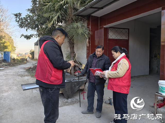 賈莊居委會開展“憲法宣傳暖人心”活動