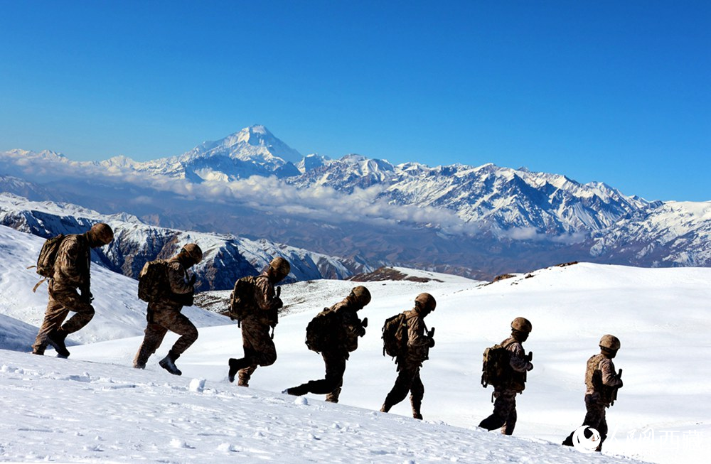 他們站立的地方，就是中國