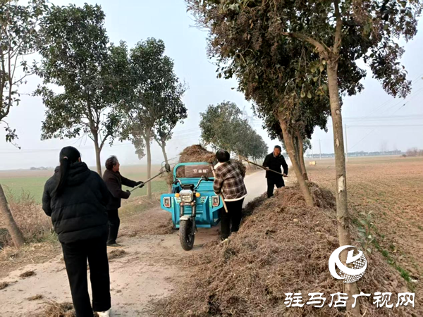 平輿縣射橋鎮(zhèn):高位部署抓落實(shí) 秸稈清運(yùn)護(hù)藍(lán)天