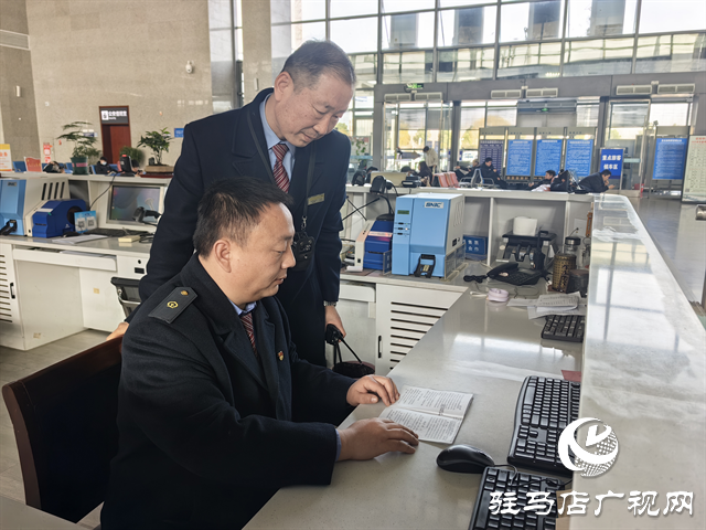 明港東站薪火相傳，助力旅客服務(wù)再上新臺(tái)階