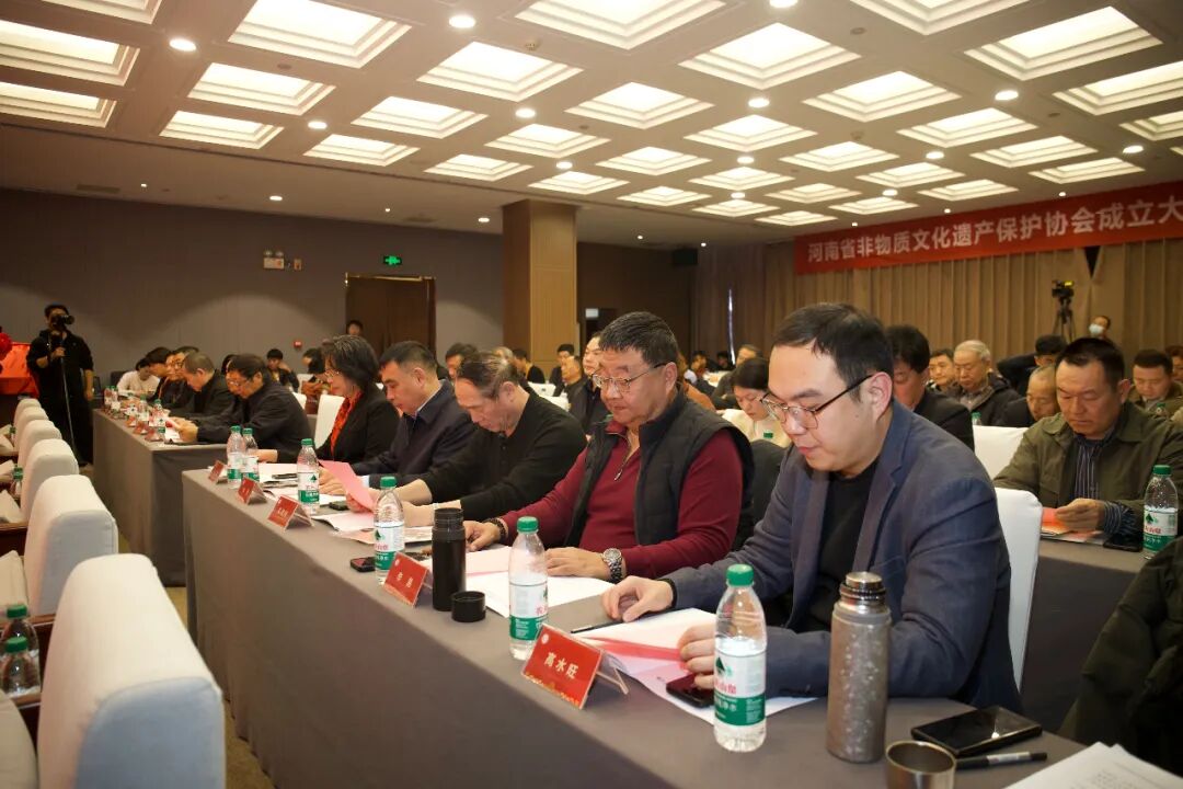 河南省非物質(zhì)文化遺產(chǎn)保護(hù)協(xié)會成立