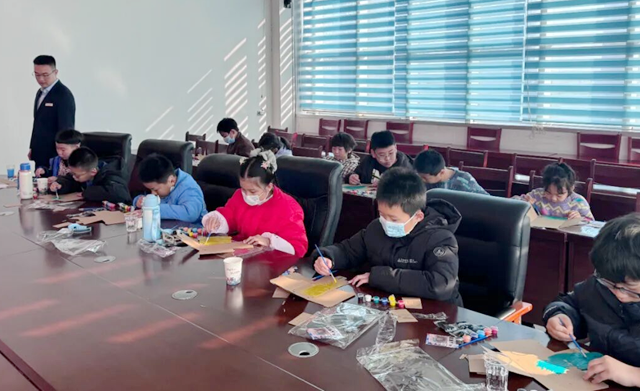 駐馬店市博物館舉辦“穿越千年 ‘鼎’天立地”銅鼎模型手工活動