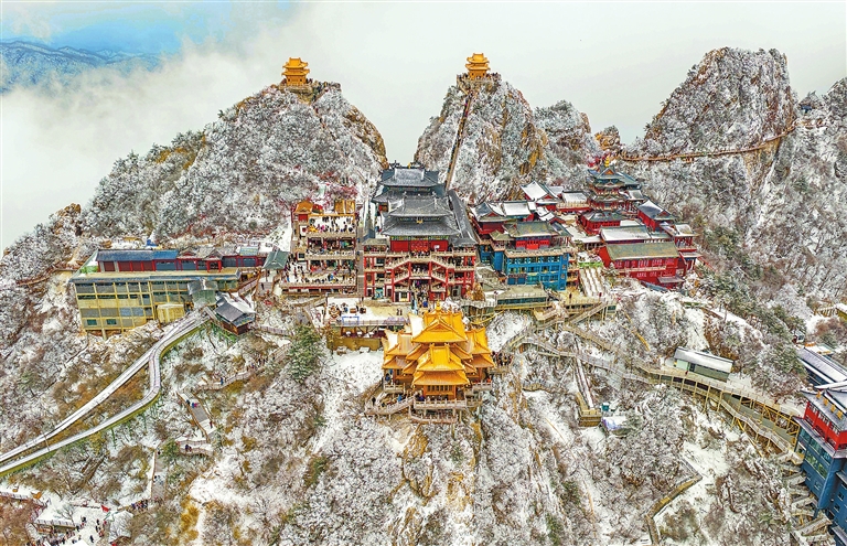 冰雪老君山 打卡正當時