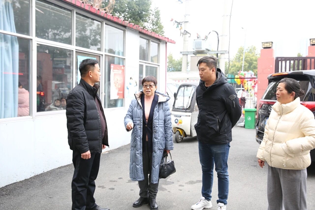 河南省胸科醫(yī)院專家組蒞臨駐馬店市第一人民醫(yī)院調(diào)研指導(dǎo)醫(yī)務(wù)社會(huì)工作