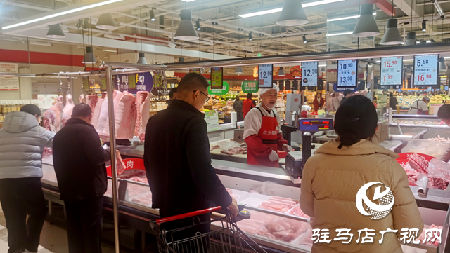 駐馬店市豬肉價(jià)格持續(xù)走低 市民&ldquo;菜籃子&rdquo;拎得更輕