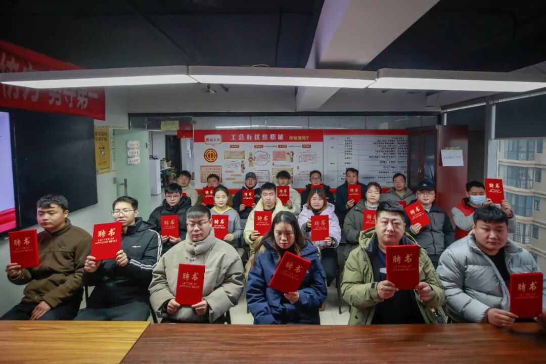 ?駐馬店首批！20名外賣騎手擁有專屬“新身份”