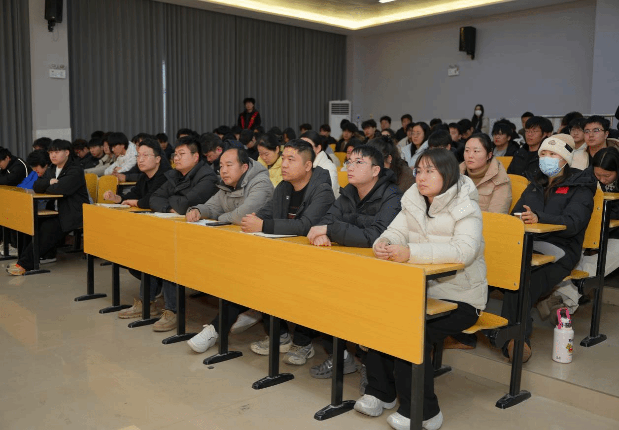 駐馬店職業(yè)技術(shù)學(xué)院信息工程學(xué)院召開(kāi)2026年春季征兵動(dòng)員會(huì)