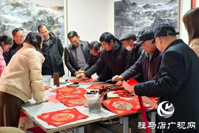 駐馬店：元旦書畫展啟幕 百幅精品繪就天中風(fēng)物