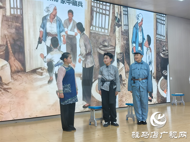  駐馬店市第二十三小學(xué)舉辦迎新年英語(yǔ)教學(xué)成果匯演