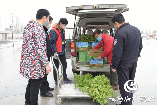 【天中光榮榜】閔建功：43年義務(wù)服務(wù)“點亮”一座城