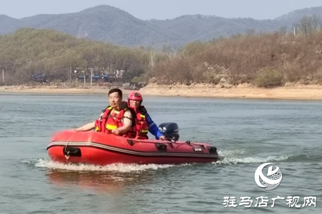 駐馬店天中救援隊：險境勇&ldquo;逆行&rdquo; 平凡寫擔(dān)當(dāng)