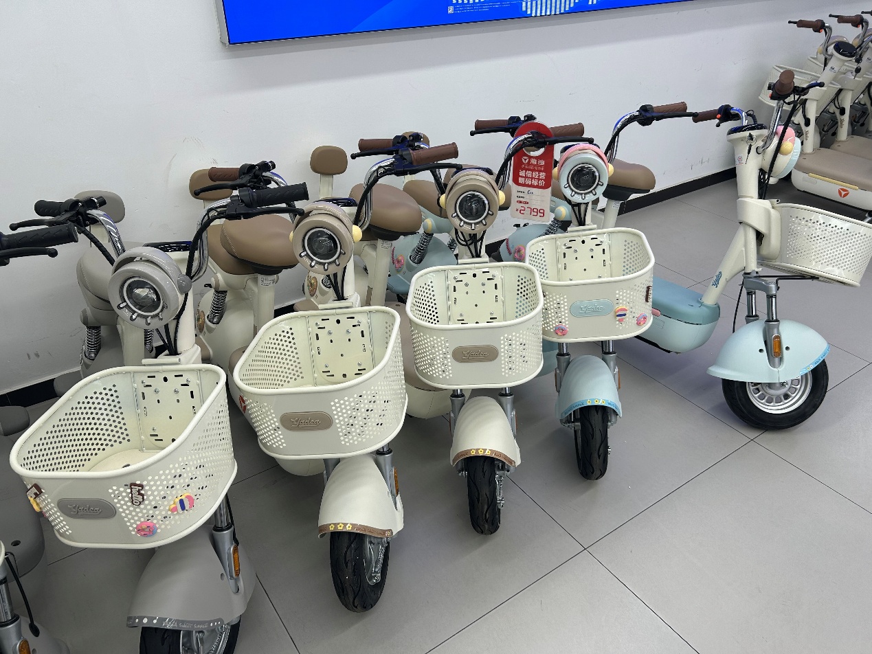 門店新國標電動自行車扎堆，消費者為何仍觀望？