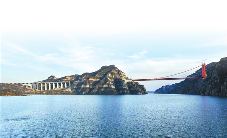 河南高速公路通車總里程突破1萬公里 超九成縣（市）邁入“雙高速”時(shí)代