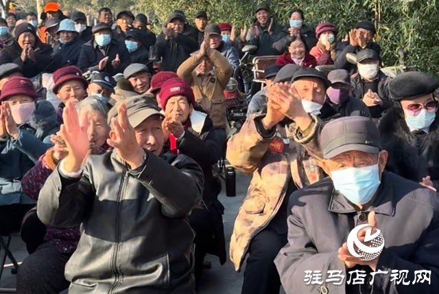 芝麻花豫劇團(tuán)：十五載堅(jiān)守傳薪火 豫劇聲暖百姓心