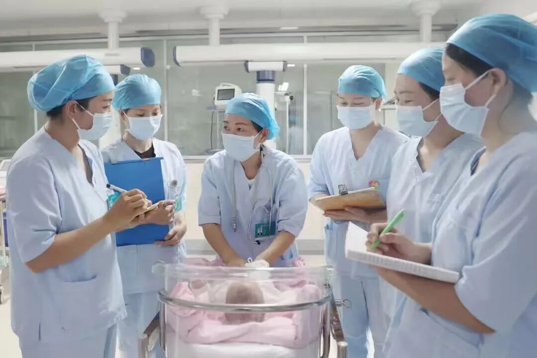 警惕新生兒黃疸！駐馬店市中心醫(yī)院NICU成功救治危重患兒