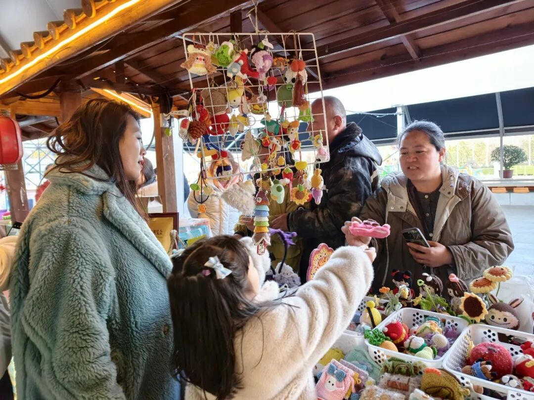 駝鈴與汽笛共鳴！鄭州上演絲路“古今同框”