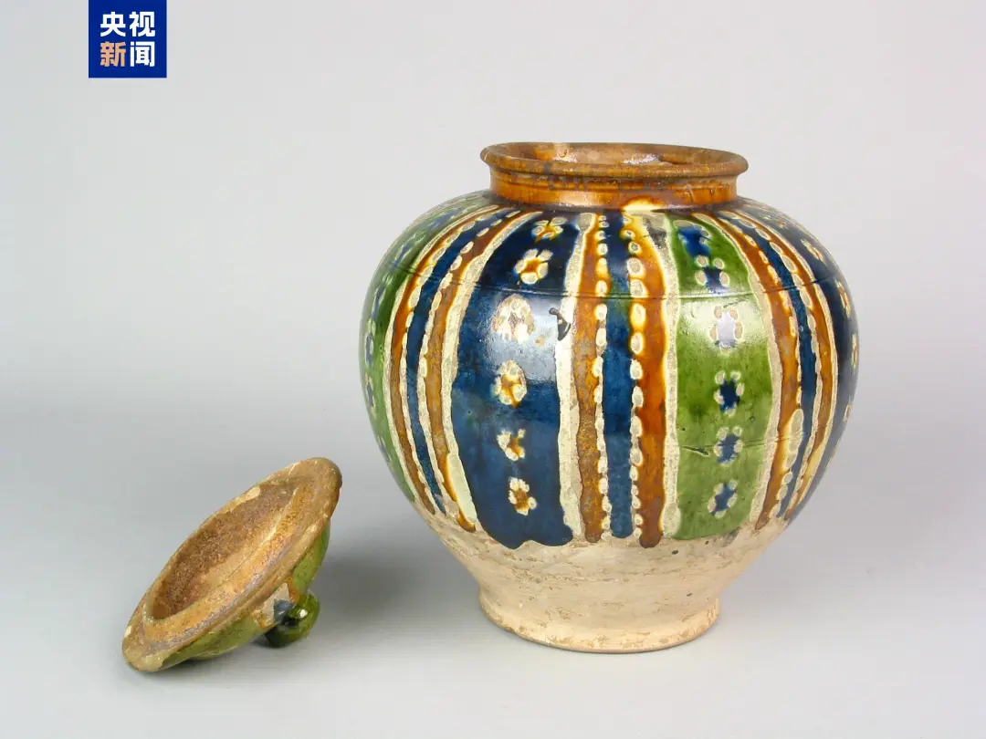 文博日歷丨陶罐也講究“穿搭” 來(lái)自大唐的陶藝美學(xué)