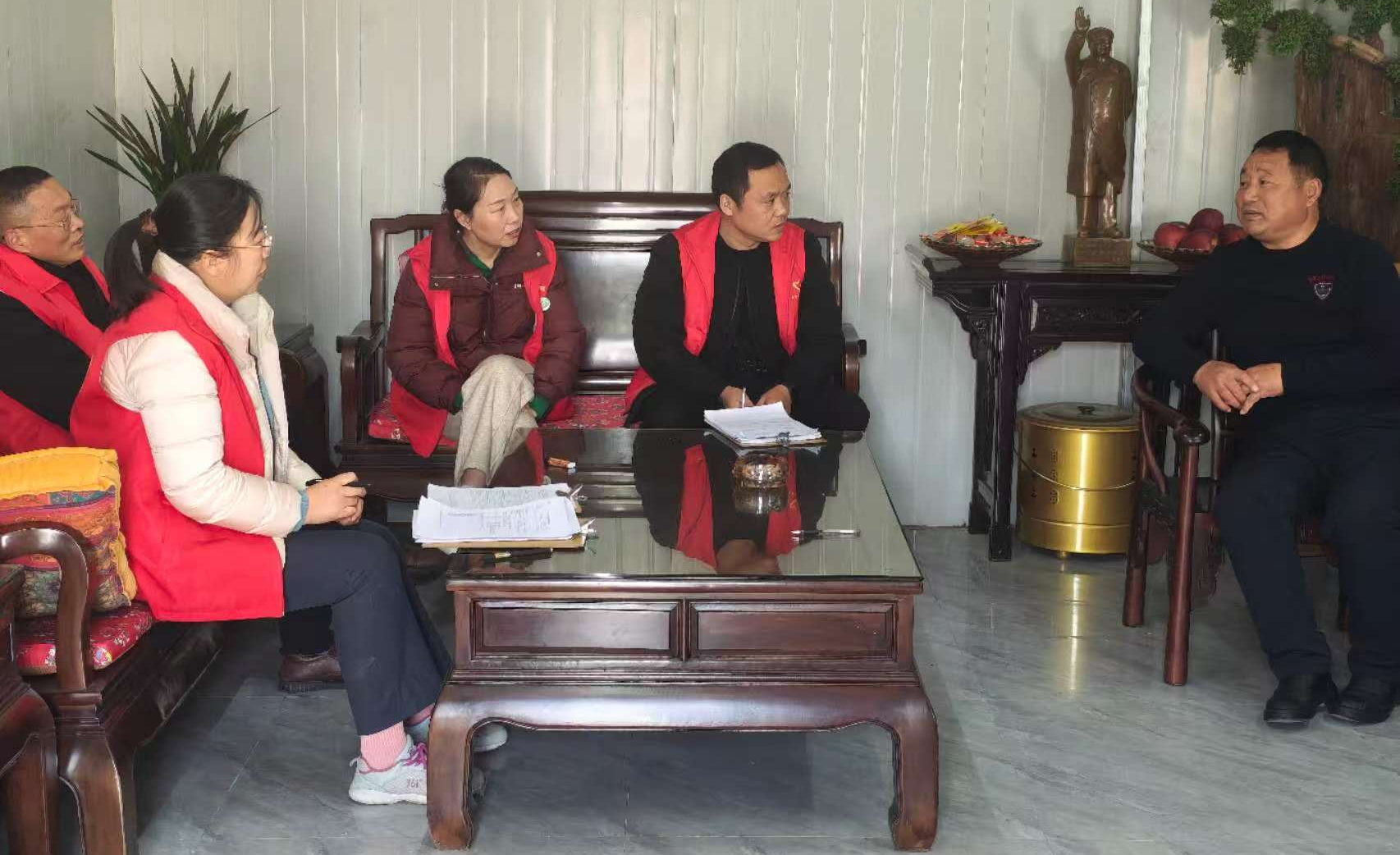 科技特派員朱鳳霞深入一線破解畜牧養(yǎng)殖冬季防疫繁育難題